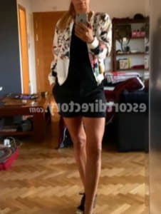 Noemi - escort Wałbrzych